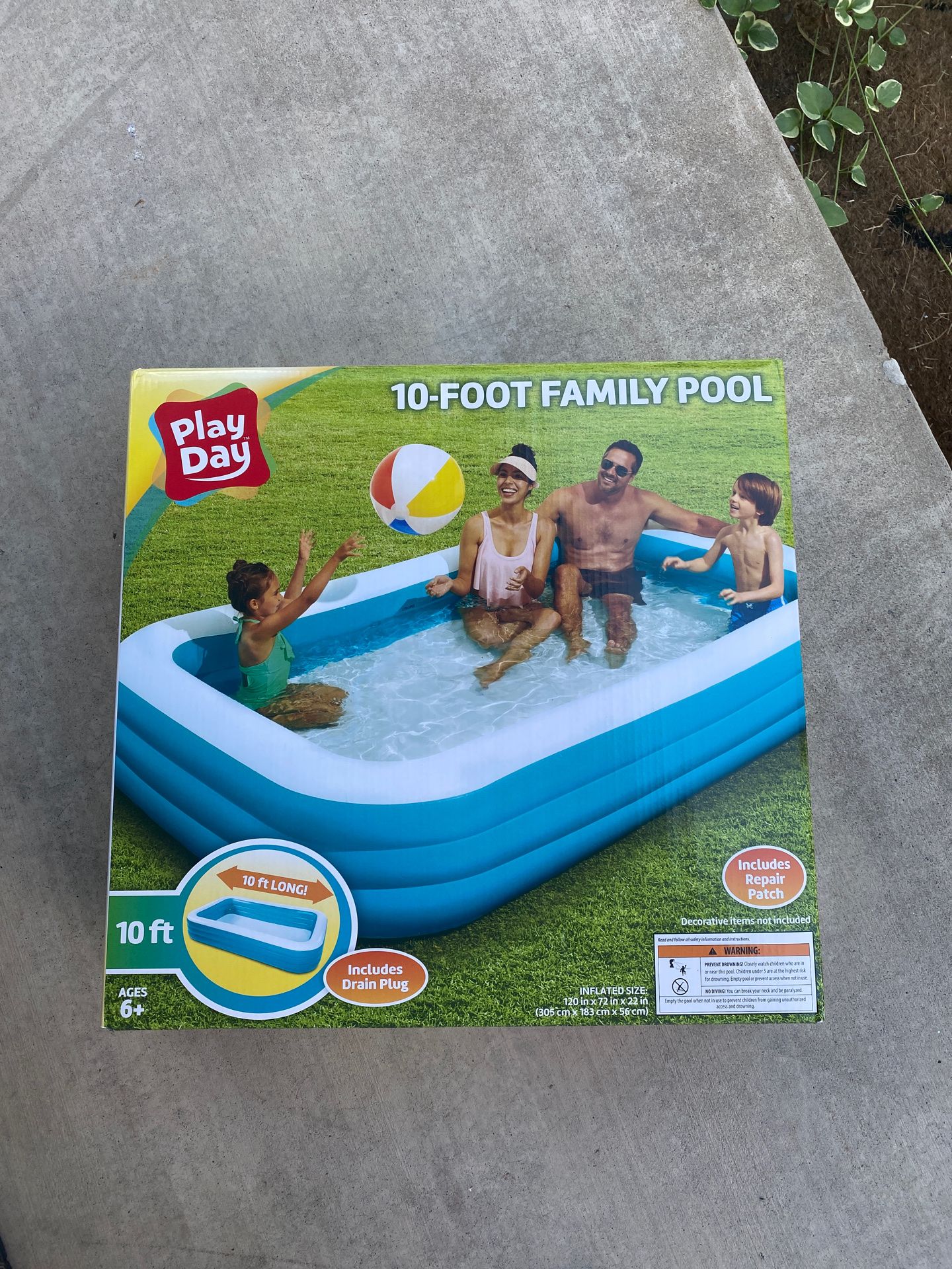 Swimming pool. 10 foot Family pool