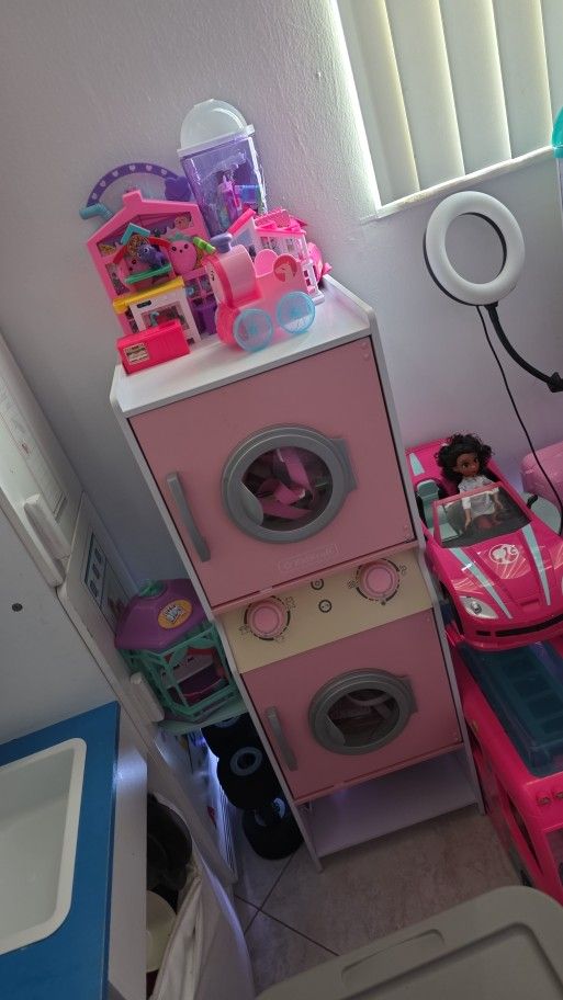 PRETEND PLAY LAUNDRY