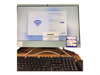 Hewlett-Packard All In One Desktop Computer 