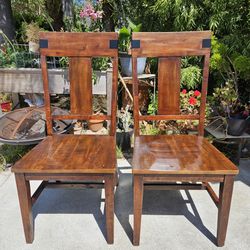 Set Of 2 Pier 1 Wooden Chairs 