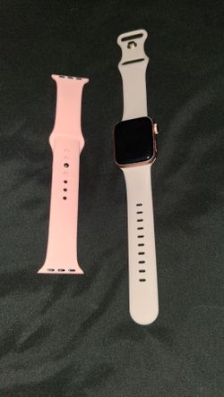 Apple Watch Rose Gold with 2 Straps
