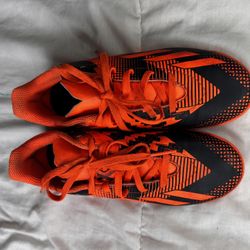 Adidas Indoor Soccer Shoes  Size 3.5y