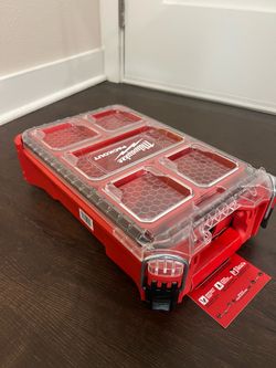Milwaukee PACKOUT 5-Compartments Small Parts Organizer