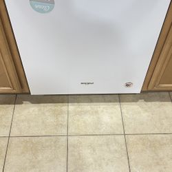 Whirlpool Dishwasher $75