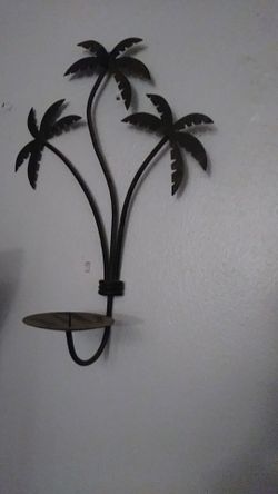 Palm tree candle holder