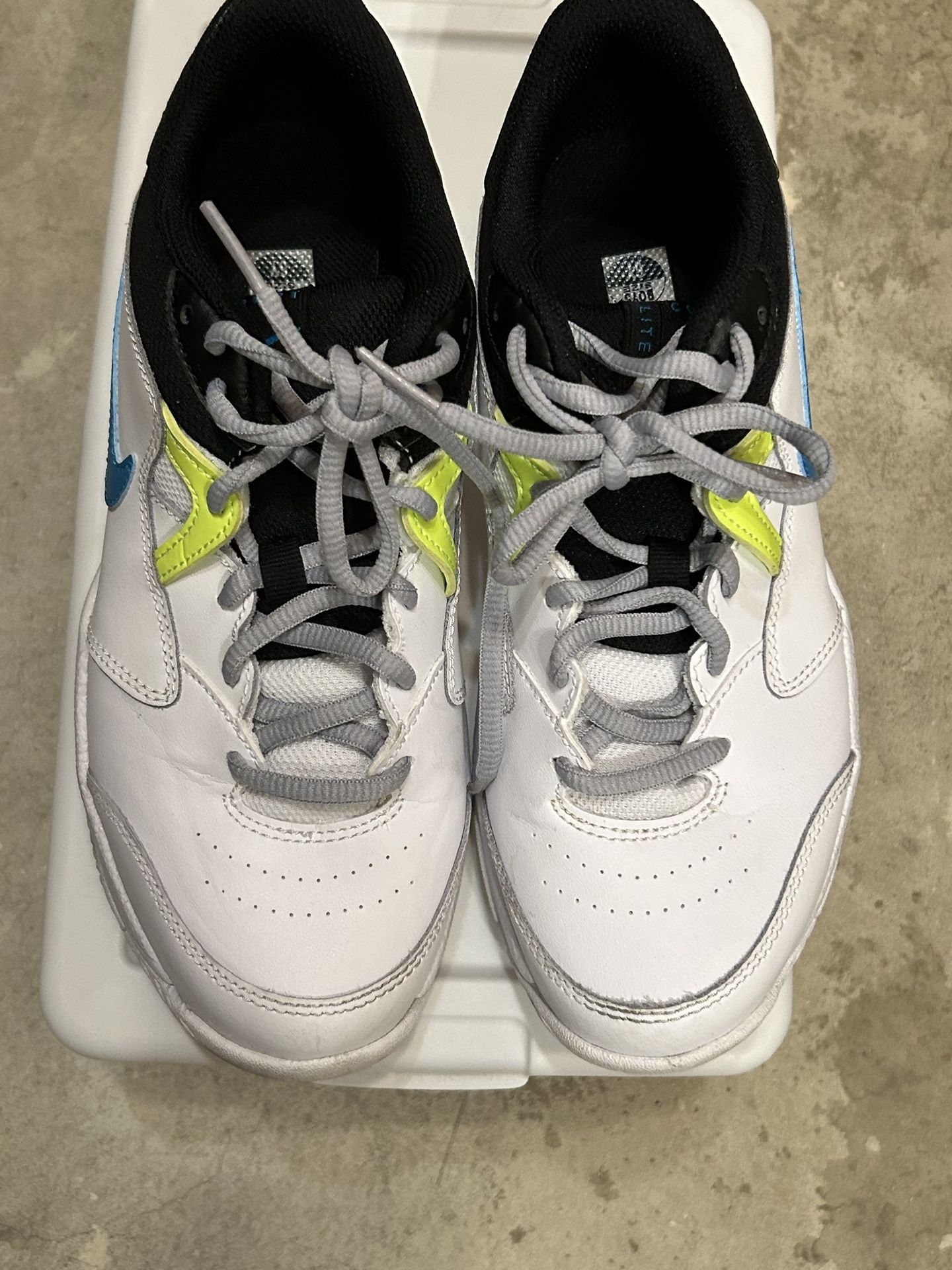 Nike Tennis Game Court Lite 2 Youth Shoes