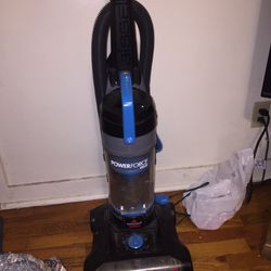 Bissell Vacuums 