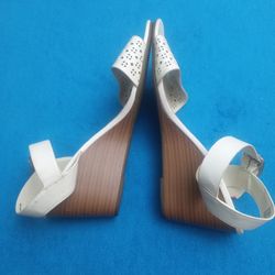 ANNE KLEIN WOMENS IFLEX SLIP ON HEELS SZE 9.5 MEDIUM
