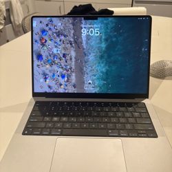 Macbook Pro 2024 14 Inch 1tb applecare+