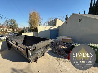 Heavy duty 21 yard Dumpster/ Roll Off Dumpster