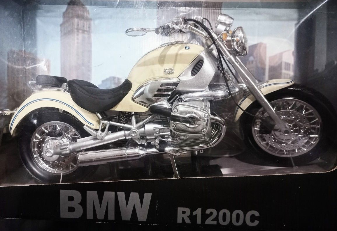 New BMW R1200C Motorcycle 1:6 Scale Diecast Road Rider Bike