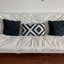 Sofá Cama $200