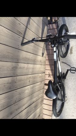 Haro F series 3 bmx bike for Sale in Chicago IL OfferUp