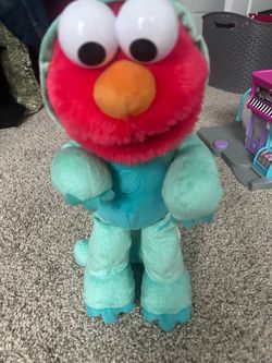 Elmo Dino Stomp