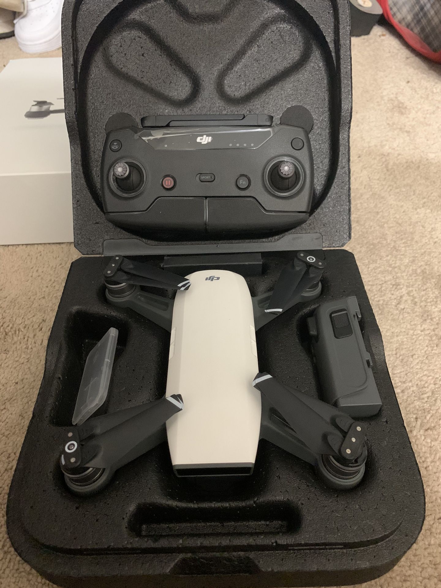 DJI SPARK CONTROLLER COMBO WITH IPHONE 5 READY