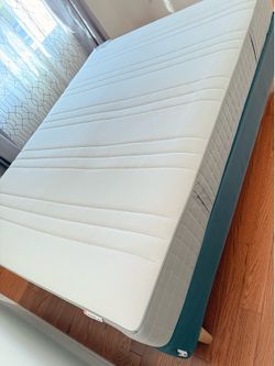 IKEA HAUGESUND spring mattress Queen size (150x200) and base.