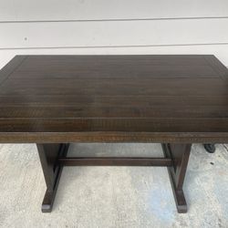Dinning Room Table