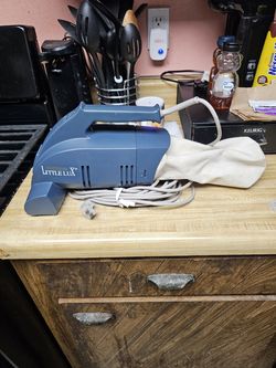 ELECTROLUX VINTAGE"LITTLE LUX" HAND-HELD VACUUM