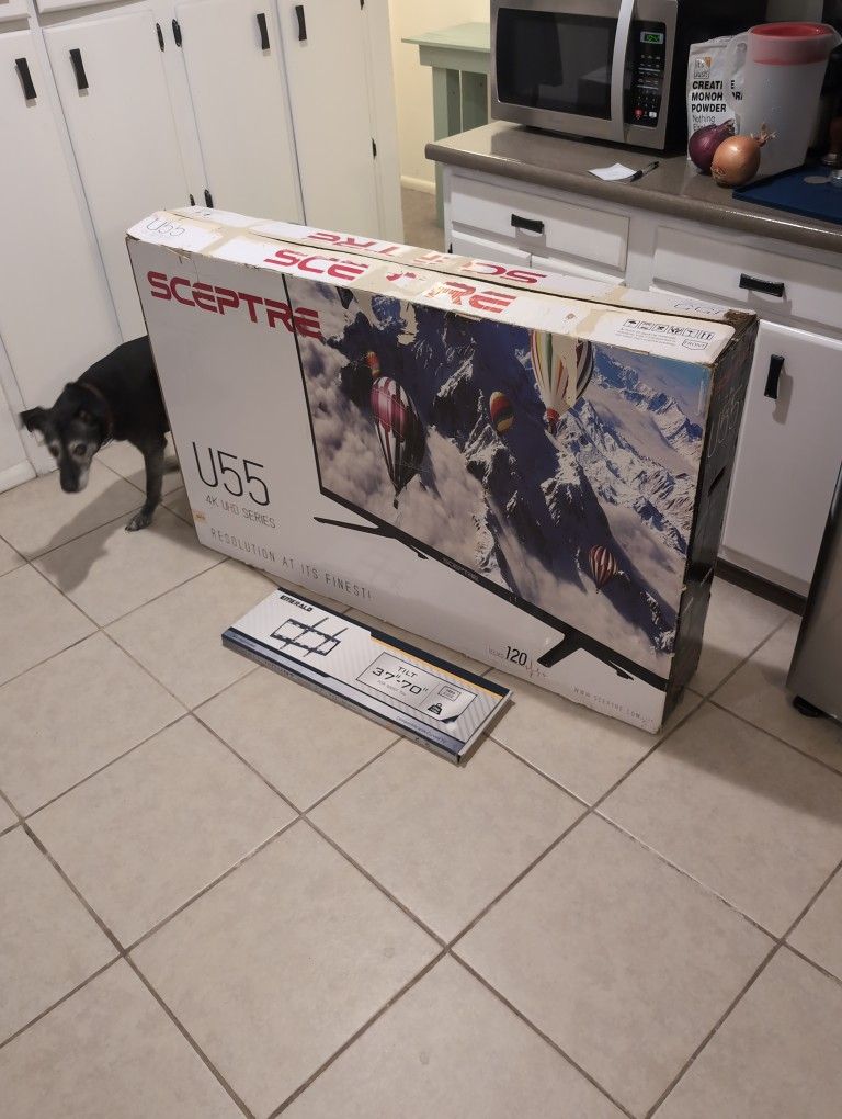 FREE 55" 4K Sceptre LED TV + Wall Mount. NEEDS REPAIR