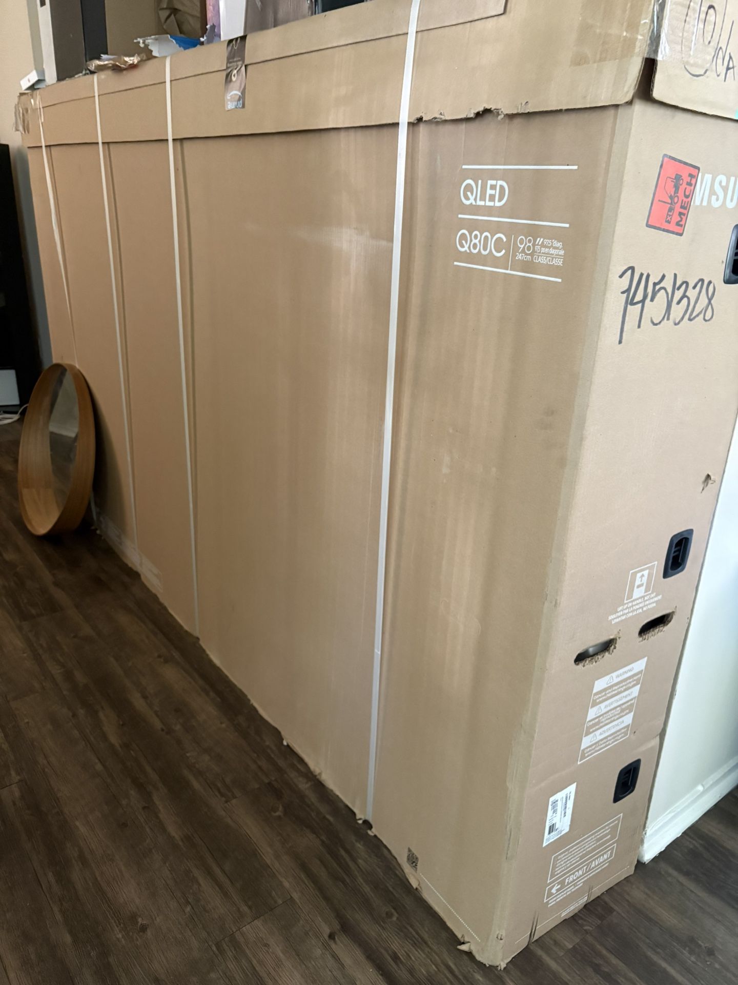 *NEW UNOPENED* SAMSUNG 98-Inch QLED 4K Q80C