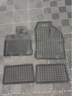 OEM All-Weather Floor Mats – Lexus CT200h