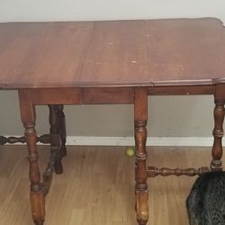 Drop Leaf Dining Table 