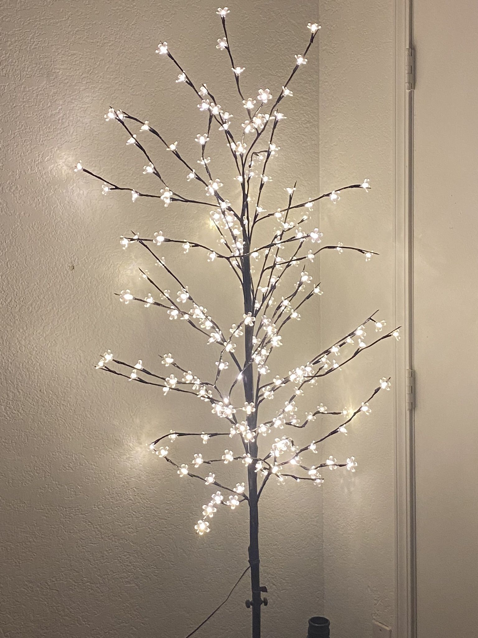 Lighter Tree 6ft