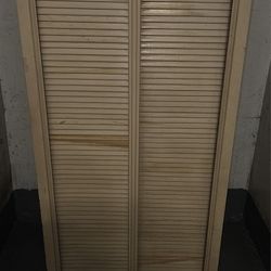 VINTAGE WARDROBE 
