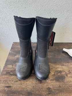 Motorcycle boots