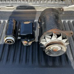 Fuel Pump $20 From 1947 Chevy 16 Inches 