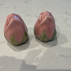 Franciscan Dessert Rose Shakers