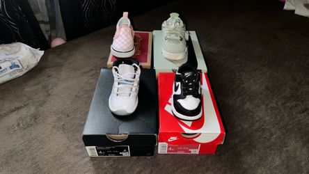 4 pairs of baby shoes size 4c