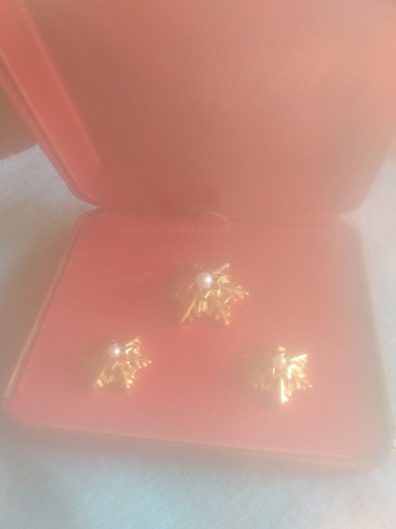 18 K Gold Ering With Cristal Stowen From 1930