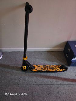 Chilli trick scooter