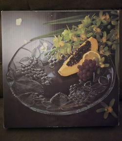 Studio Nova Crystal Berries 12.5 Platter Made In Japan New Condition with Box