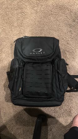 Oakley back pack