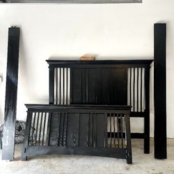 Complete Queen Size Headboard & Footboard  Bedroom Set