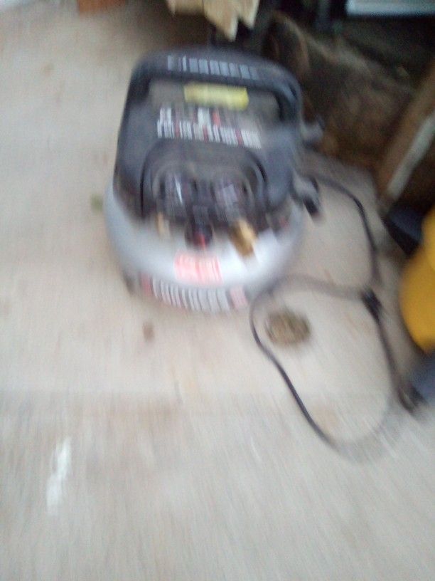 Air Compressor 