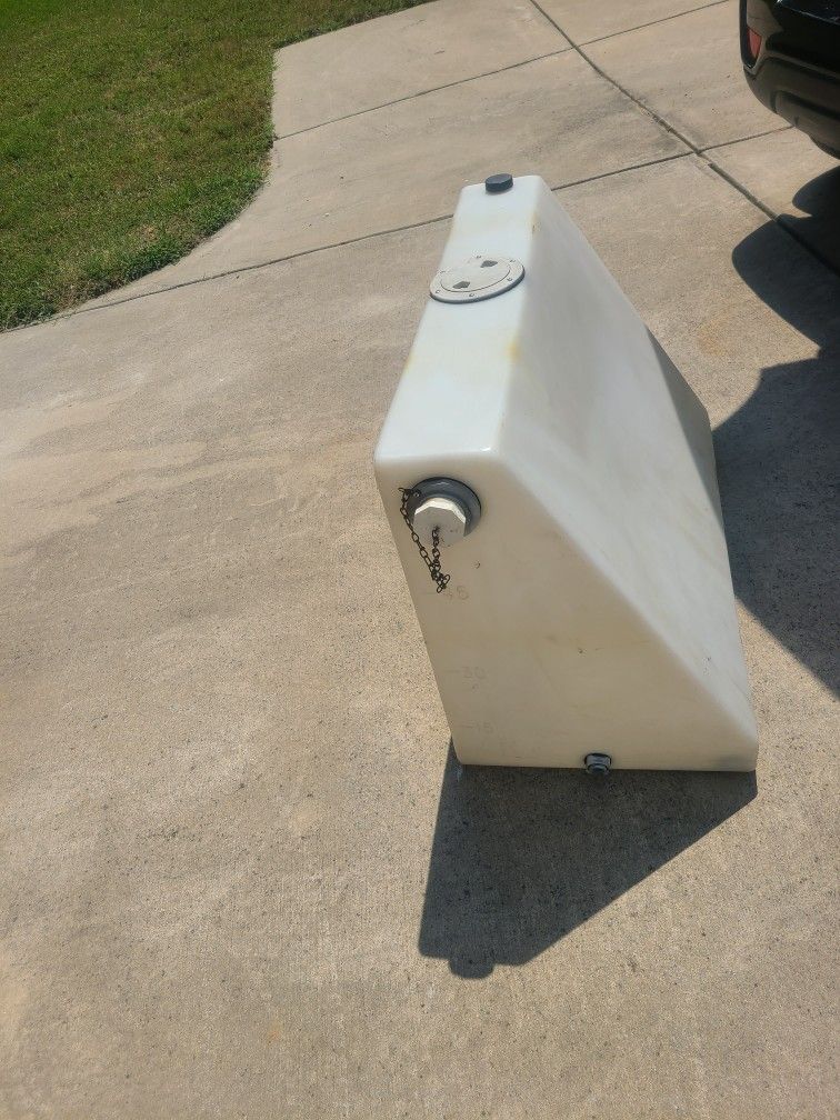 50 gallon water tank