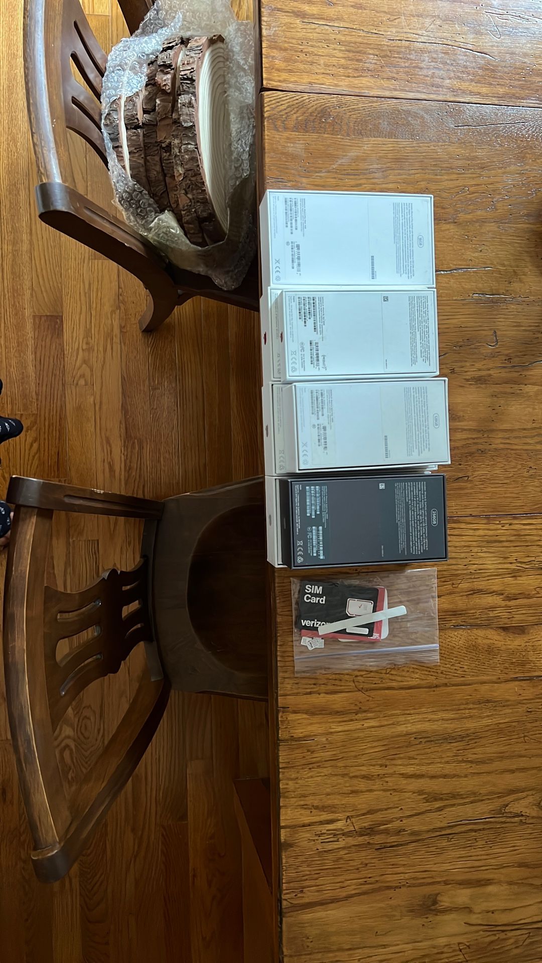 iPhone bOXES ONLY 16 X2 64 X128 X2 256