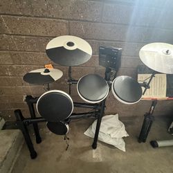 Roland Electric drum Set 