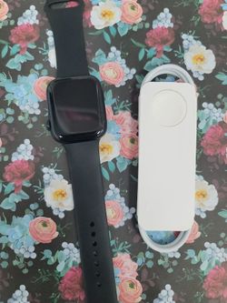 Apple - Watch Series 9 45mm Aluminum Case (Cellular) Good Midnight