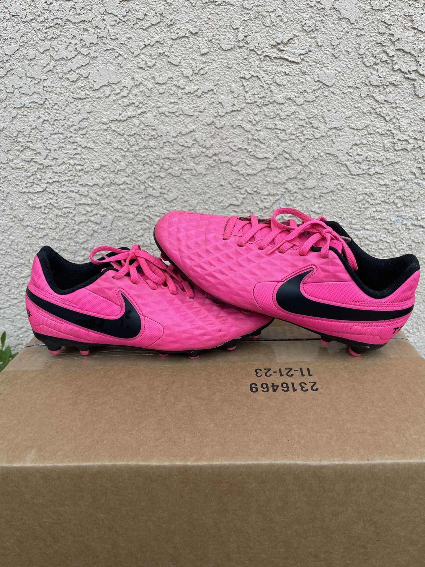 Girls Soccer Cleats