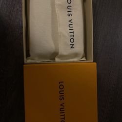 LOUIS VUITTON WALLET *negotiable*