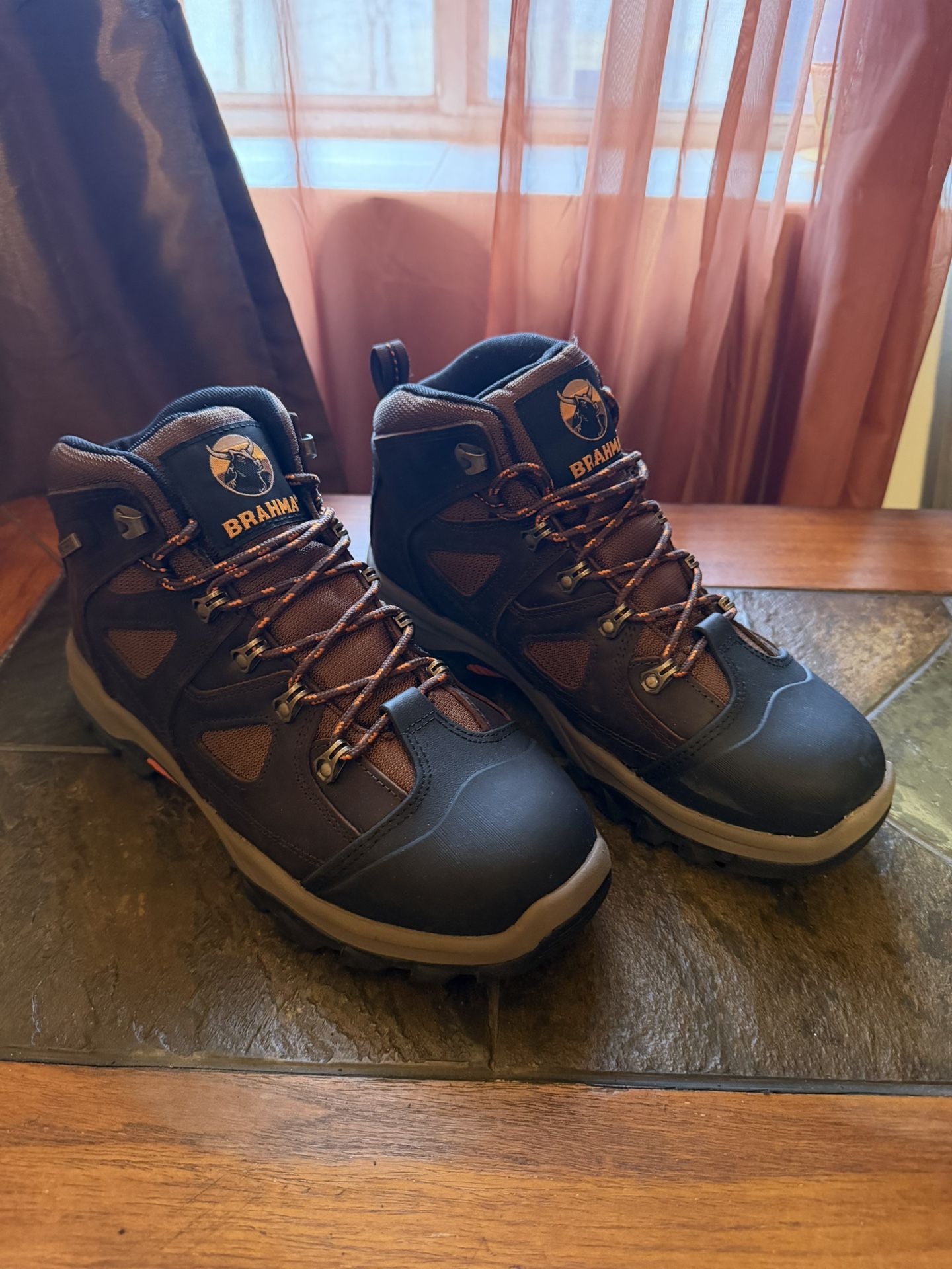 Men’s Steel toe Boots Size 9