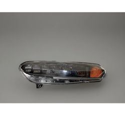 2022 2023 2024 2025 LUCID AIR RIGHT HEADLIGHT USED OEM COMPLETE P11-L110R0-06