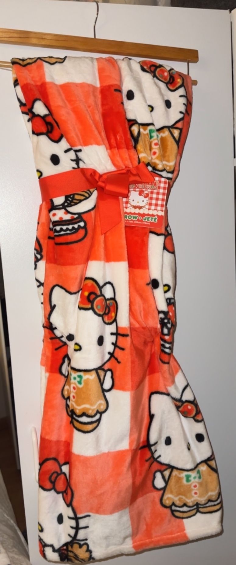 Hello Kitty Blanket
