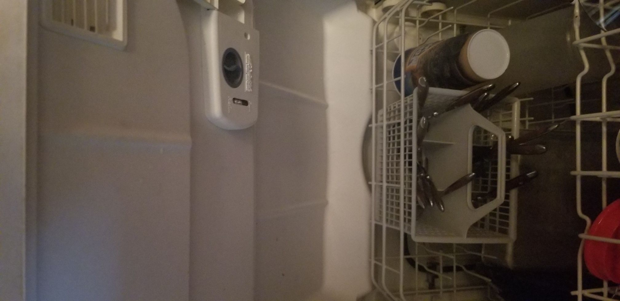 Stainless GE quiet power 1 dishwasher 24" for Sale in St. Louis, MO