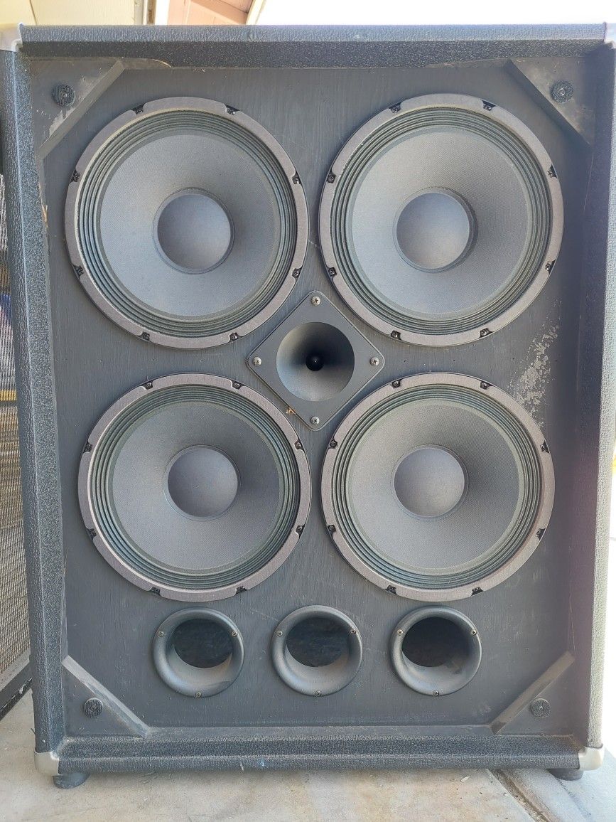 Ampeg SVT 410HLF Bass Cabinet