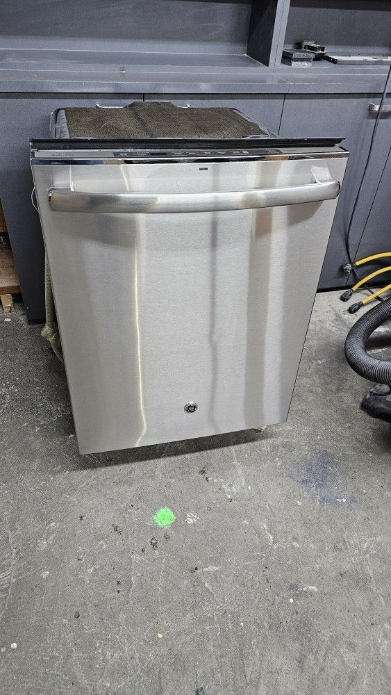 GE Adora Stainless Steel Dishwasher 
